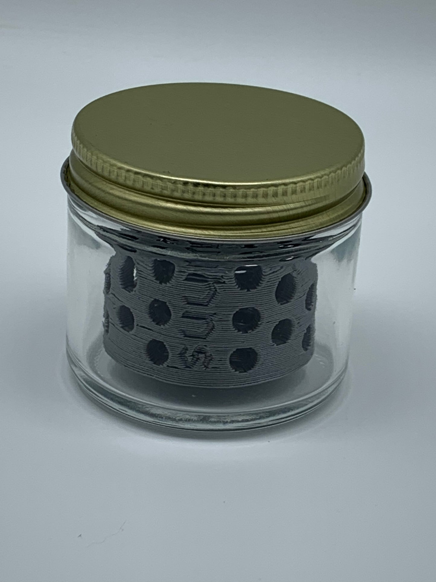 Kuhns Glass 2 Ounce Jar and Strainer