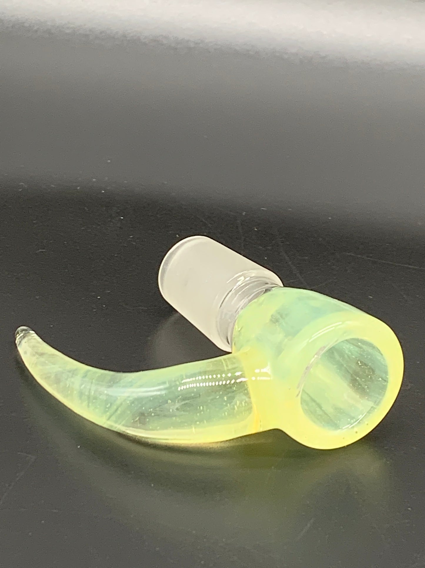 FunDumbMental Glass 18mm Ghost yellow Horned Bowl
