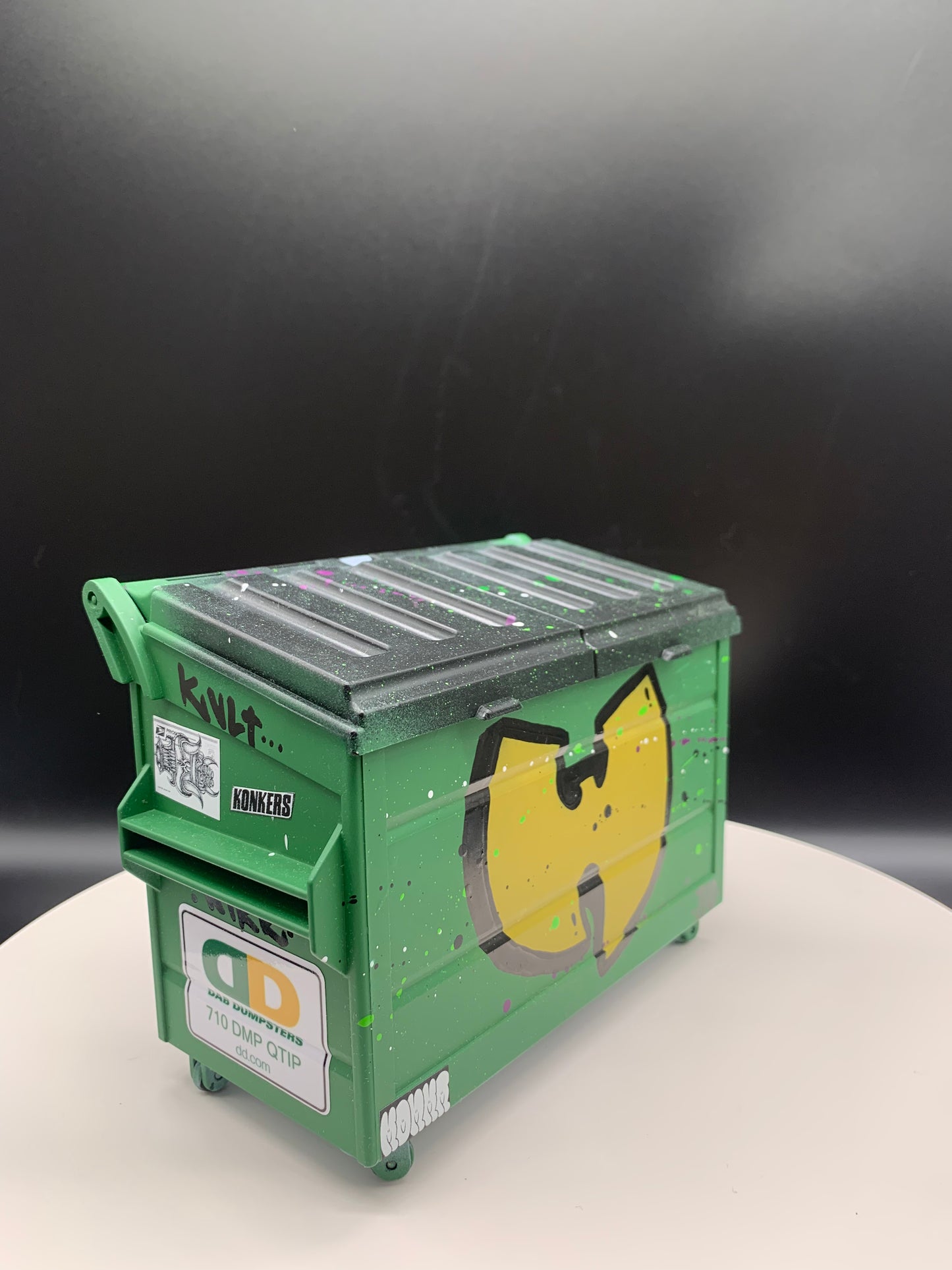 Dab Dumpsters "Wu-Tang"